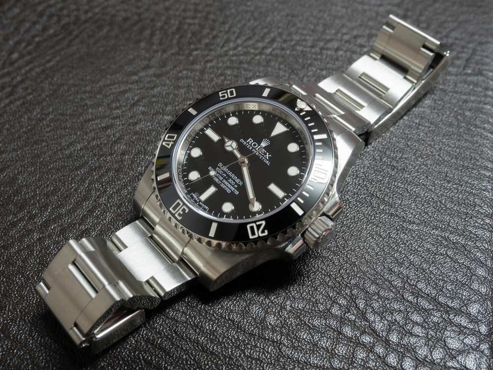 simple dive watch
