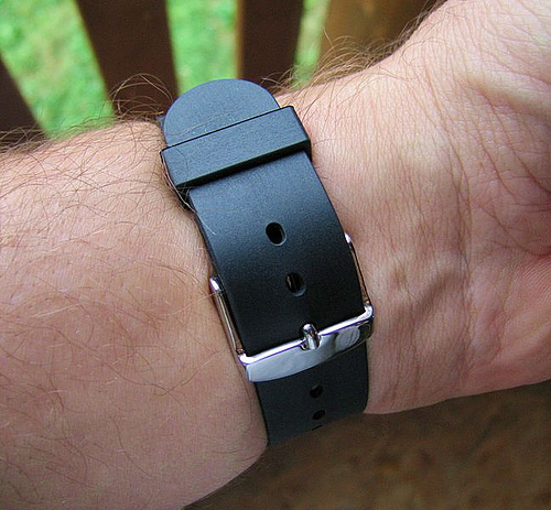 tight watch band