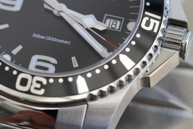 dive watch bezel